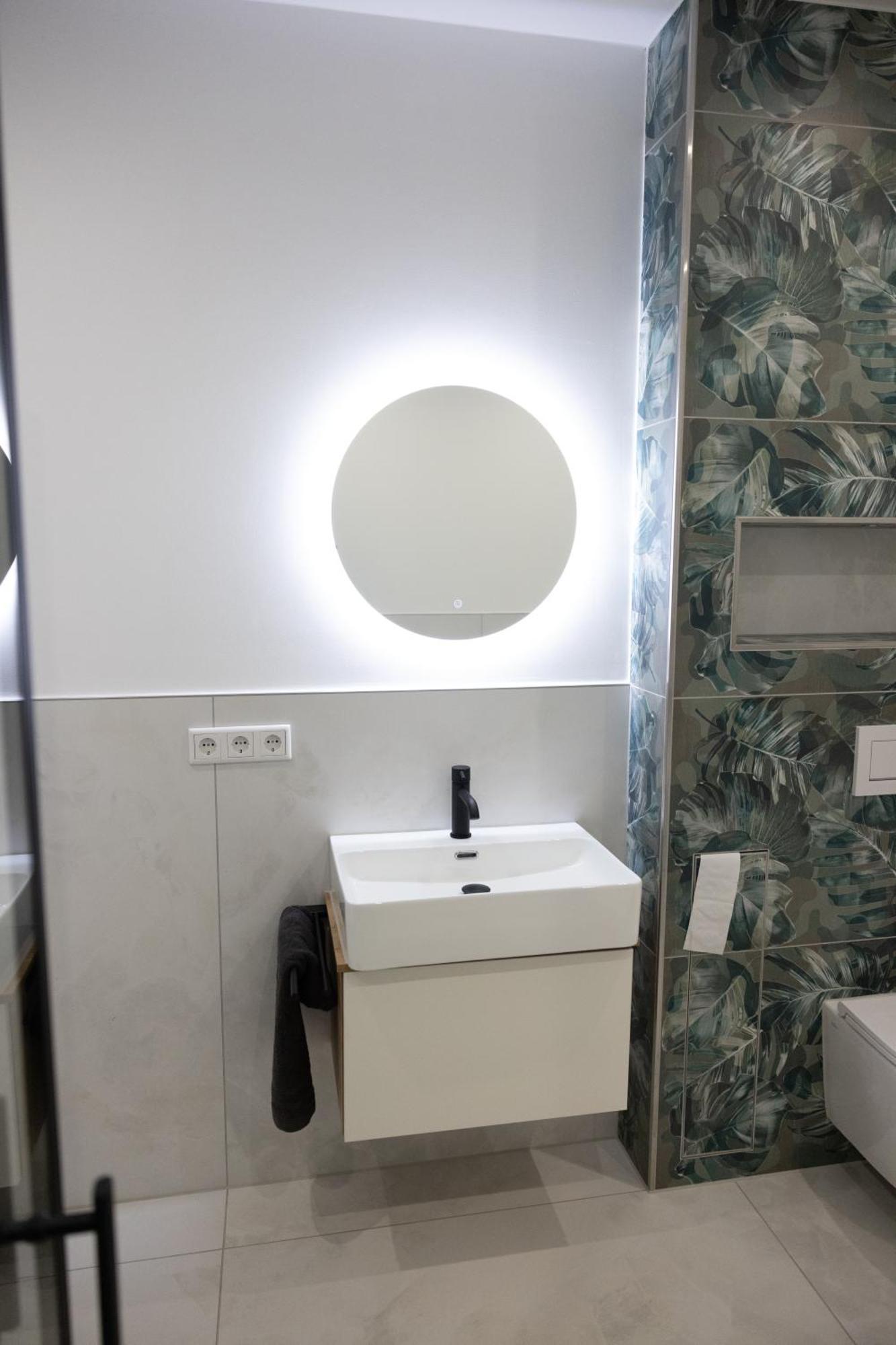 בילפלד Neubau Apartment Mit Kamin Und Terrasse In Premium Lage Parkplatz Inklusive מראה חיצוני תמונה