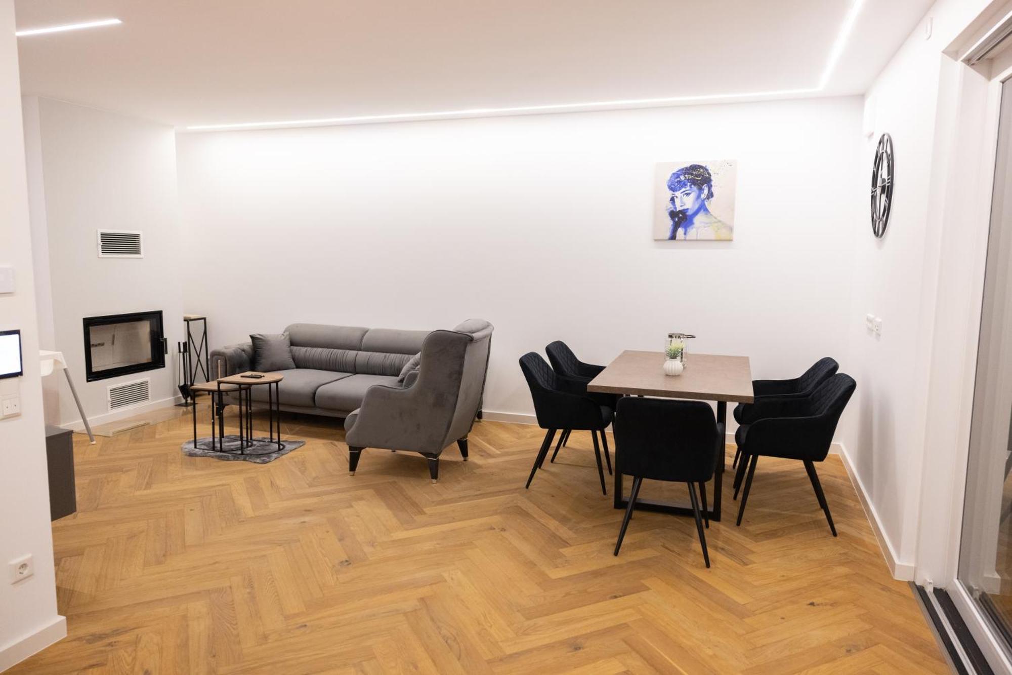 בילפלד Neubau Apartment Mit Kamin Und Terrasse In Premium Lage Parkplatz Inklusive מראה חיצוני תמונה